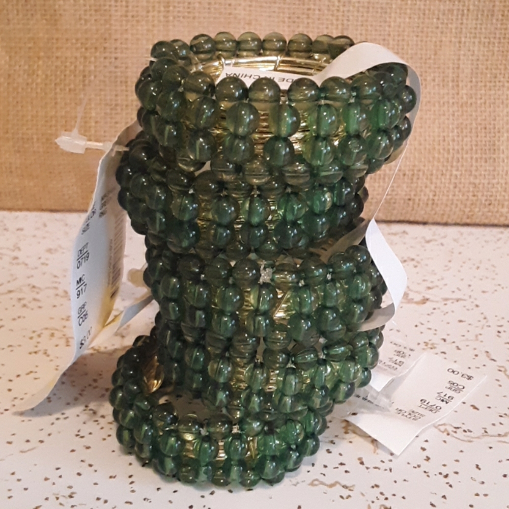 Green Knapkin Rings - Picture 4 of 4